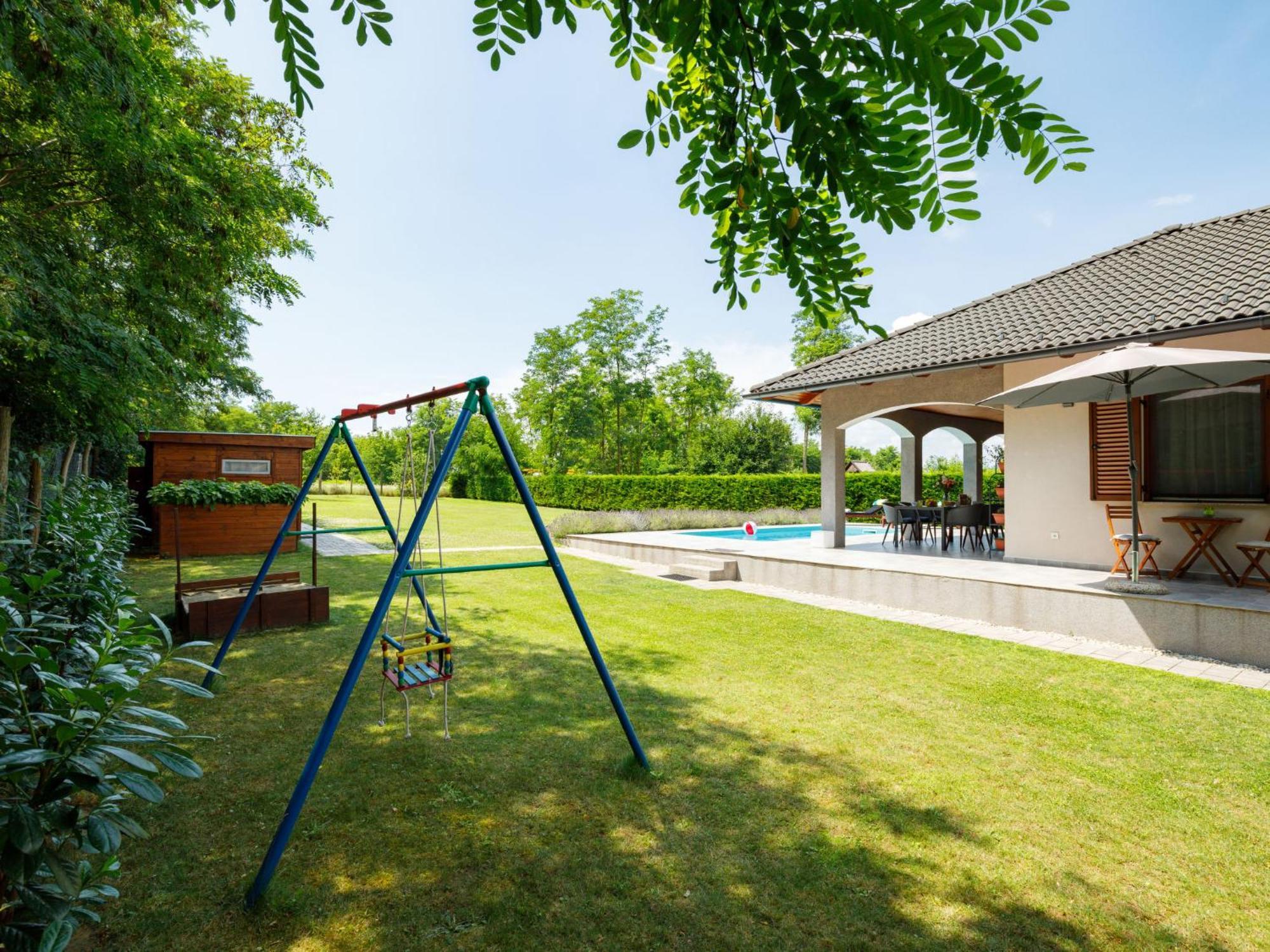 Villa Aschbacher By Interhome Balatonszárszó 外观 照片