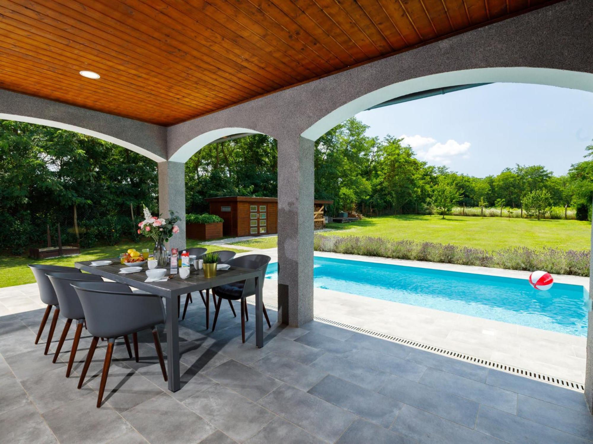 Villa Aschbacher By Interhome Balatonszárszó 外观 照片